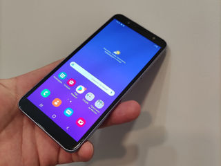 Vind Samsung Galaxy A7 2018 ideal cu husa si incarcator