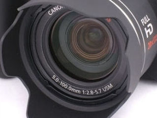 Canon. f/2.8 Foto . Full HD.имеет и дистанционный пульт управления.made in japan.в упаковке. foto 1