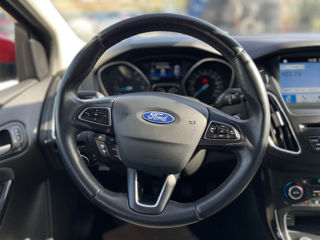 Ford Focus foto 11