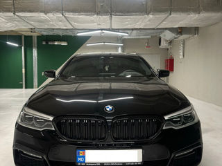 BMW 5 Series foto 1