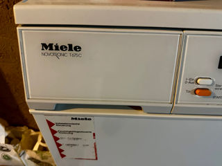 Uscator Miele T675c foto 2