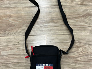 Borseta Tommy Hilfiger