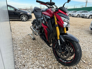 Suzuki GSX-S foto 6