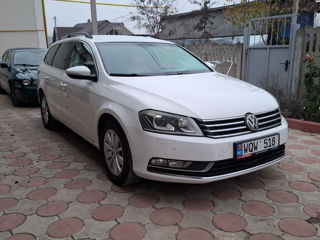 Volkswagen Passat foto 2