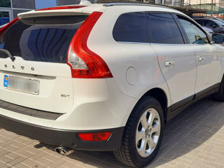 Volvo XC60 foto 4