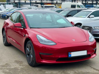 Tesla Model 3 foto 3