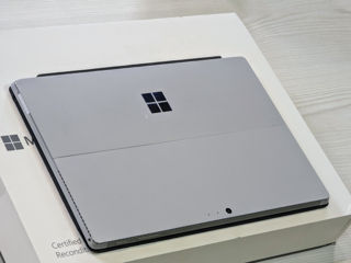 Microsoft Surface Pro 4 2K Touch (Core i5 6300u/8Gb Ram/256Gb NVMe SSD/12.3 PixelSense TouchScreen) foto 10