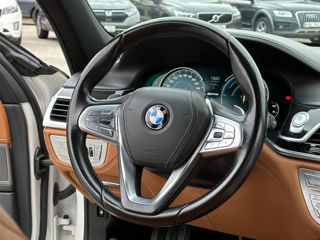 BMW 7 Series foto 9