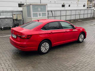 Volkswagen Jetta foto 10