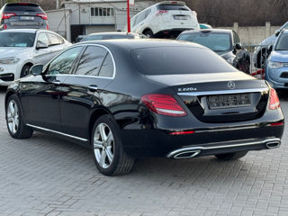 Mercedes E-Class foto 3