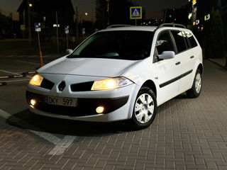 Renault Megane foto 8