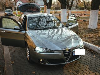 Alfa Romeo 147 foto 9