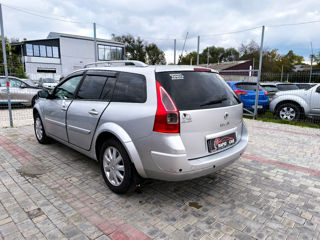 Renault Megane foto 4