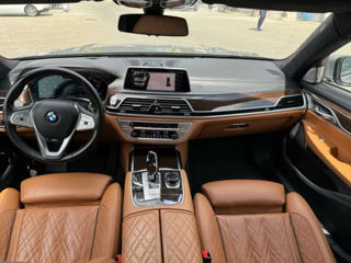 BMW 7 Series foto 5