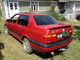 Volkswagen Vento foto 2