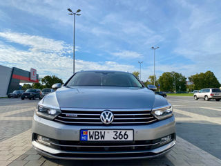 Volkswagen Passat foto 2