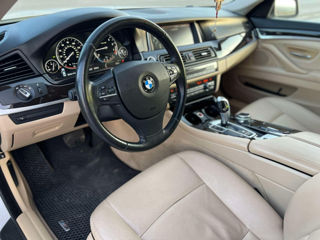 BMW 5 Series foto 4