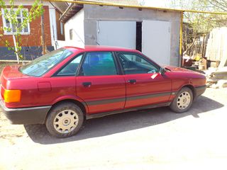 Audi 80 foto 2