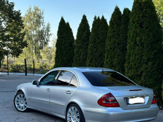 Mercedes E-Class foto 4