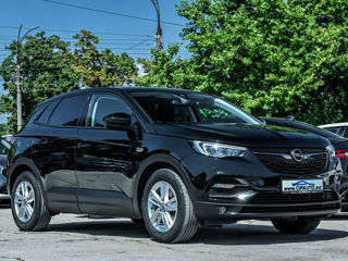 Opel Grandland X foto 1