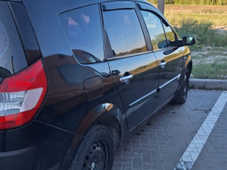 Renault Grand Scenic foto 3