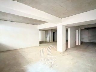 Vânzare! Comercial 154 m2! Prima linie! Ciocana, str. Ginta Latină. foto 2