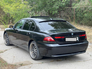 BMW 7 Series foto 3