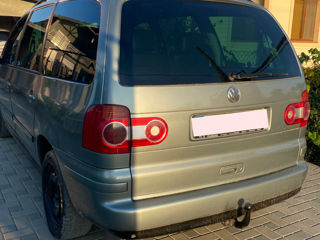 Volkswagen Sharan foto 3