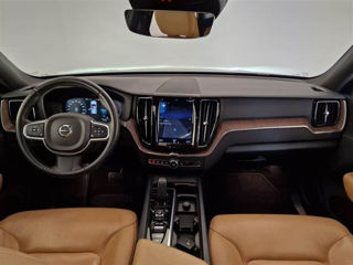 Volvo XC60 foto 8