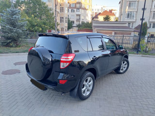 Toyota Rav 4 foto 3