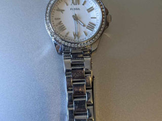 Женские часы Fossil (США) в отличном состоянии цена 500 лей.