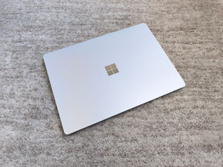 Surface Laptop 3. Core i7-1065G7. Ram -16Gb. Ssd -256Gb. 2k Taciscrin. Ca Nou!