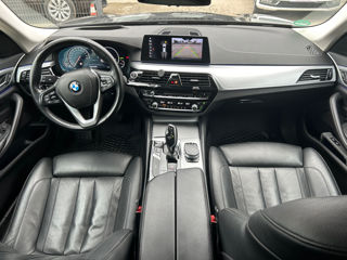 BMW 5 Series Touring foto 8