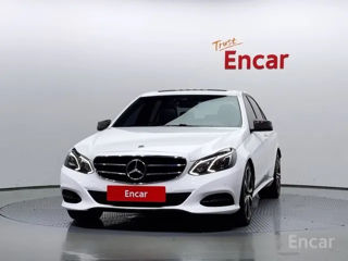 Mercedes E-Class foto 2