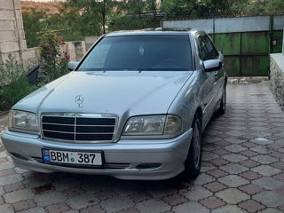 Mercedes C-Class