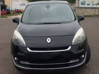 Renault Grand Scenic foto 4