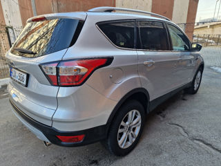 Ford Kuga foto 4