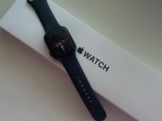 Vind Apple Watch SE 44mm foto 3