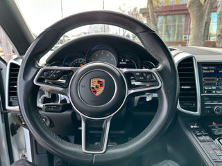 Porsche Cayenne foto 8