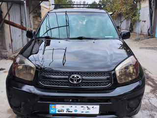 Toyota Rav 4 foto 1