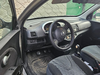 Nissan Micra foto 2