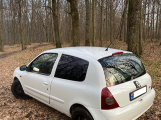 Renault Clio foto 4