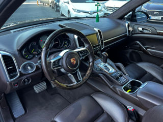 Porsche Cayenne foto 8