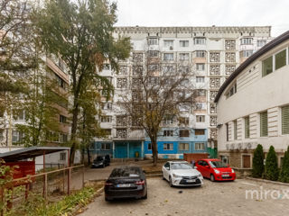 Apartament cu 3 camere, 72 m², Botanica, Chișinău foto 12