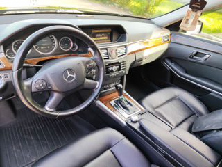 Mercedes E-Class foto 9