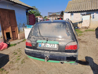 Nissan Sunny foto 6