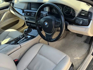 BMW 5 Series foto 4