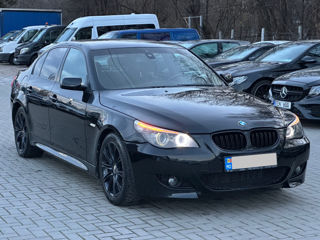 BMW 5 Series foto 4