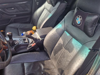 BMW 5 Series foto 7