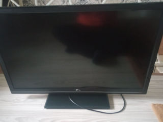 TCL 32" - 82 cm.